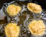 Foto del paso 3 de la receta Buñuelos de calabaza y parmesano rallado