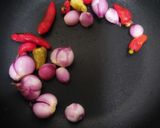 Foto langkah ke 2 dari resep Sambal Sehat Terong Bakar.
