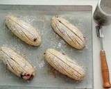 Foto langkah ke 5 dari resep Cranberry Cream Cheese Bread (Metode Poolish).