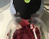Foto del paso 2 de la receta: Sorbete de Frutillas Natural y sin Azúcar