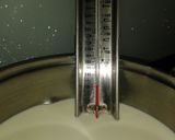 A picture of step 1 of Natural yogurt.