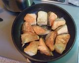 A picture of step 3 of Salmon Meunière with Creamy Tomato Sauce.