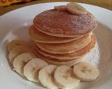 Foto langkah ke 3 dari resep Pancake Ekonomis dan lembut.