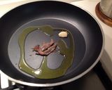 Foto del passaggio 2 della ricetta Vongole in guazzetto con cicoria
