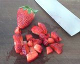 Foto del paso 1 de la receta Solomillo de atún rojo con fresas