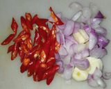 Foto langkah ke 2 dari resep Ikan Teri Medan Kacang Panjang.