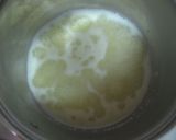 A picture of step 4 of Basic Cream Puffs.