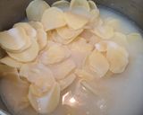 Une image de l'étape 2 de Gratin raclette.