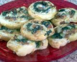A picture of step 15 of Bacon Spinach Swirls.