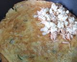 A picture of step 5 of Egg Sandwich with Chicken n Cheese !.