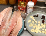 Foto del paso 3 de la receta: Lubina al vapor con ajo confitado ahumado y mix de batata 🍠 con Mambo Cecotec