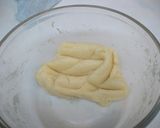 A picture of step 2 of Microwave-Oven Cream Puffs.