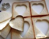 A picture of step 3 of Heart-Shaped Toast Breakfast.