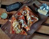 Foto langkah ke 4 dari resep Pizza Roti Tawar Teflon.