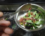 A picture of step 2 of Dates and paan shots smoothie.