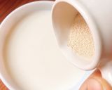 Hình bước làm 1 của món Bánh bao trái đào