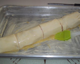 Foto del paso 10 de la receta: Tronco de hojaldre relleno de lomo adobado y queso