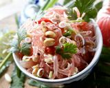 A picture of step 4 of Thai Pomelo Salad.