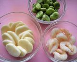A picture of step 3 of Shrimp and Potatoes with Garlic Lemon Mayonnaise.