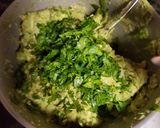 Foto del paso 1 de la receta: Guacamole a la mexicana