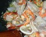 A picture of step 7 of Alluring Seafood Curry.