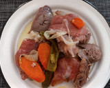 Foto del paso 5 de la receta: Manitas y lengua de cerdo en escabeche