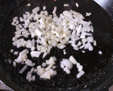 Foto del paso 2 de la receta: Fideos Secos con Pollo