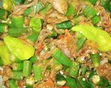 A picture of step 9 of Bhindi masala.
