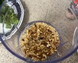 A picture of step 3 of Cilantro Chutney (Dipping sauce)🍵.