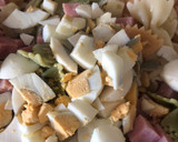 Foto del paso 6 de la receta: Ensalada de pasta con atún, huevo y bocas de mar
