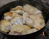 Foto del paso 1 de la receta: Pollo a la portuguesa en disco de arado