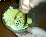 A picture of step 1 of Bird's nest kabab (ghonsla kabab).