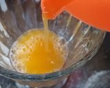 Foto langkah ke 2 dari resep Es Jeruk Sunkist.