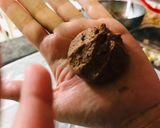 A picture of step 3 of Ragi Marshmallow cookies.