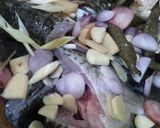 Foto langkah ke 3 dari resep Pindang Ikan Kakap.