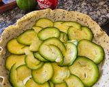 Foto del paso 2 de la receta: Tarta de zapallitos zanahoria y bechamel