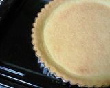 A picture of step 2 of Custard Pudding Tart.