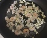 Foto del paso 1 de la receta Tallarines con gambas al ajillo 🦐🍝