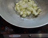 A picture of step 2 of Kachchi Keiry Ice cream.