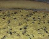 Foto del passaggio 2 della ricetta Panettone al formaggio e uvetta