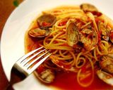 A picture of step 9 of Spaghetti alle Vongole in Rosso.