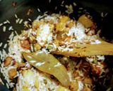 A picture of step 3 of Aalu soyabean pulav.