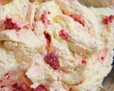 A picture of step 9 of Raspberry Cheese Muffin (for White Day).