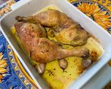 Une image de l'étape 8 de Cuisses de poulet fermier aux herbes aromatiques et ail rose en chemise.