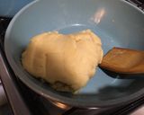 Foto del paso 2 de la receta: Masa de choux (croquembouche)