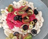 Foto del paso 5 de la receta Ensalada de alubias blancas con queso de cabra