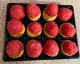 A picture of step 4 of Bubble gum flavour boondi ladoo pastry.