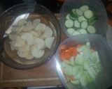 A picture of step 4 of Mexican Meatball soup aka Sopa de Albondigas.