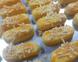 Foto langkah ke 8 dari resep Kastengel Renyah (Kue Keju).