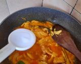 Foto langkah ke 5 dari resep Rebung Tahu Santan Bumbu Kuning.